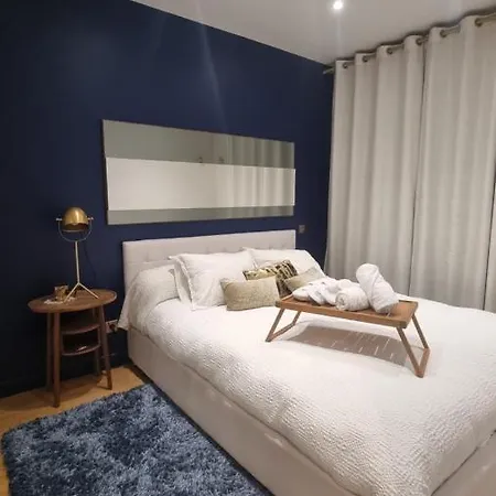 Grand Appart' * Luxe * 2 Pas Des Champs-elysees *