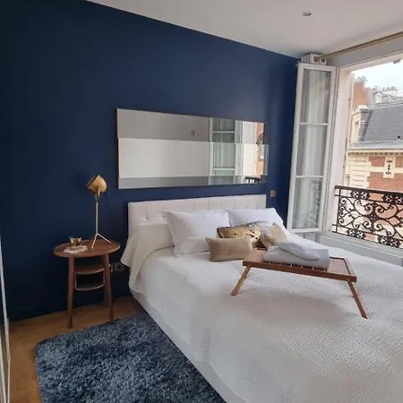 Grand Appart' * Luxe * 2 Pas Des Champs-elysees Daire Paris