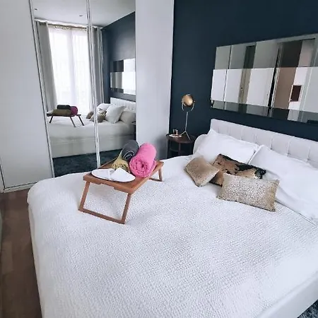 Grand Appart' * Luxe * 2 Pas Des Champs-elysees Paris
