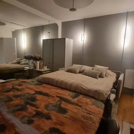 Grand Appart' * Luxe * 2 Pas Des Champs-elysees Paris